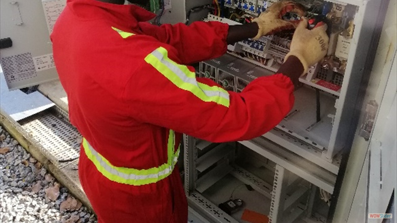 Splicing, installation, and maintenance of Optical fiber 